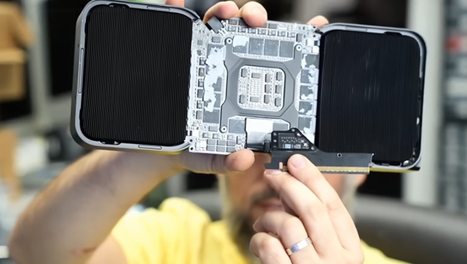 کارت گرافیک ۱۰ هزار دلاری انویدیا به دلیل نبود قطعه یدکی تبدیل به آجر شد! title image of blog