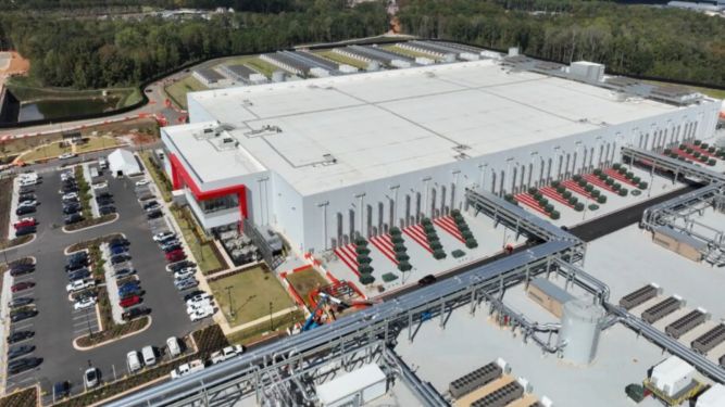 مایکروسافت از بزرگ‌ترین دیتاسنتر هوش مصنوعی دنیا رونمایی کرد title image of blog